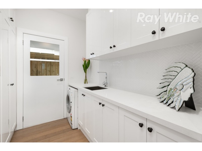 39 Leamington Street, Reservoir VIC 3073