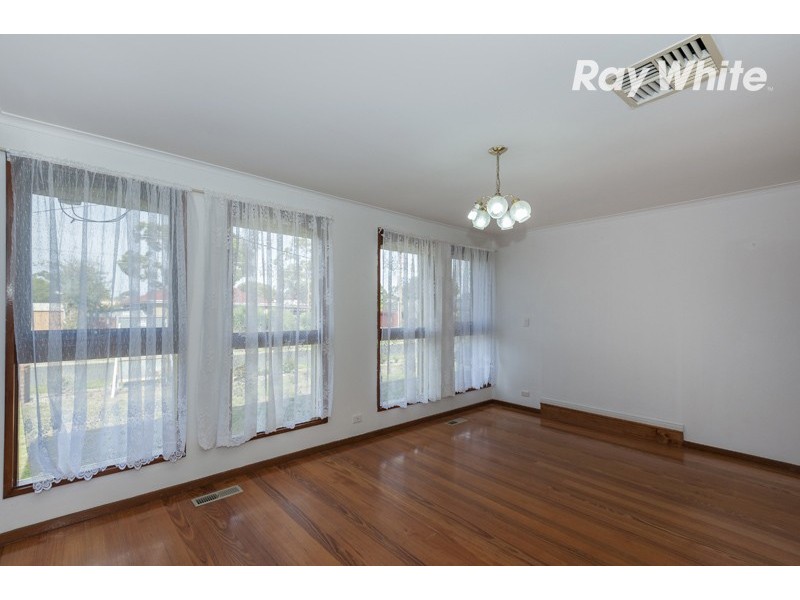 22 Chaucer Crescent, Bundoora VIC 3083