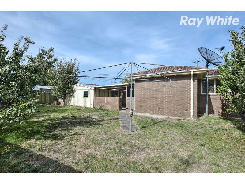 22 Chaucer Crescent, Bundoora VIC 3083