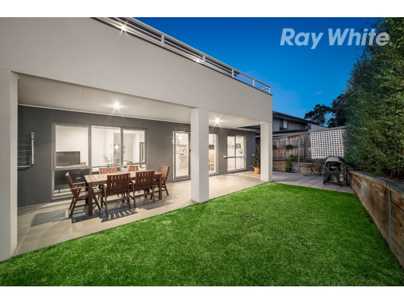 8 Cade Grove, Macleod VIC 3085