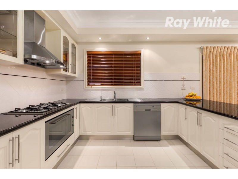 16 Carbine Place, Bundoora VIC 3083