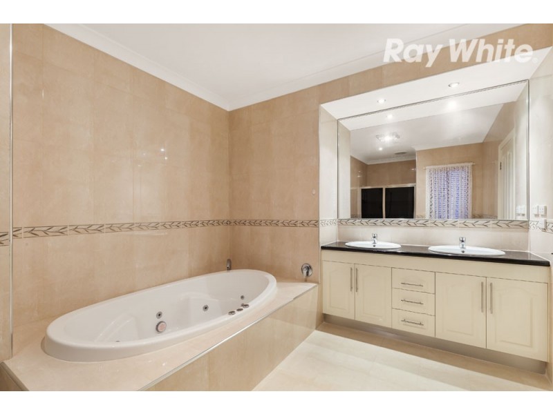 16 Carbine Place, Bundoora VIC 3083