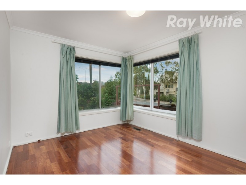 11 Ayr Street, Doncaster VIC 3108