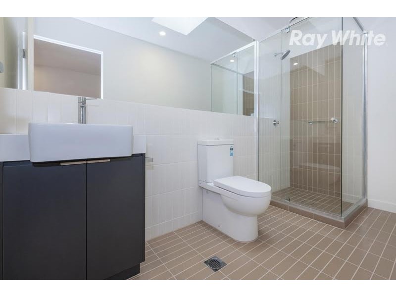 202C/28 Gallileo Gateway, Bundoora VIC 3083