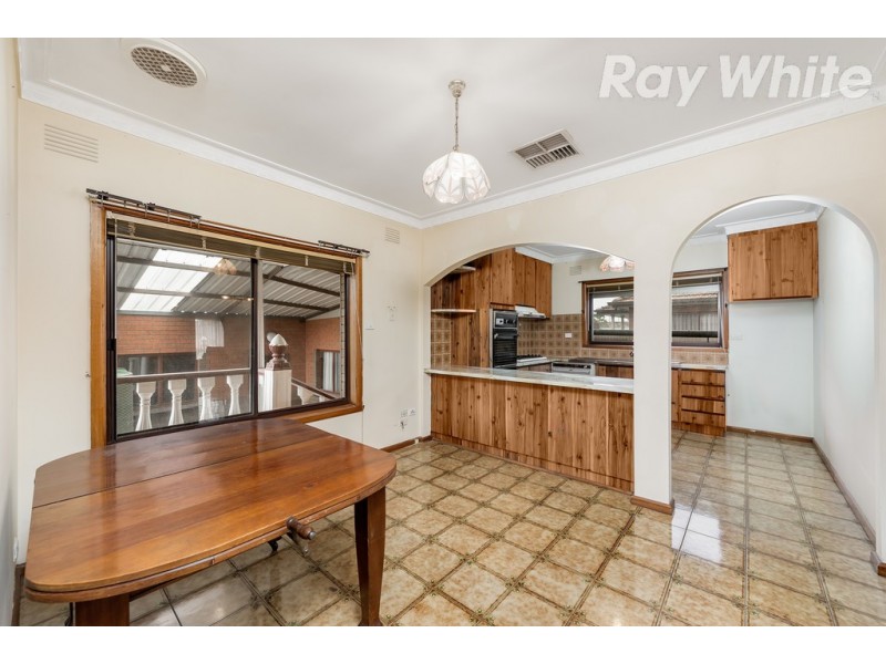 6 Salamander Avenue, Thomastown VIC 3074