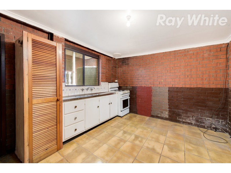 6 Salamander Avenue, Thomastown VIC 3074