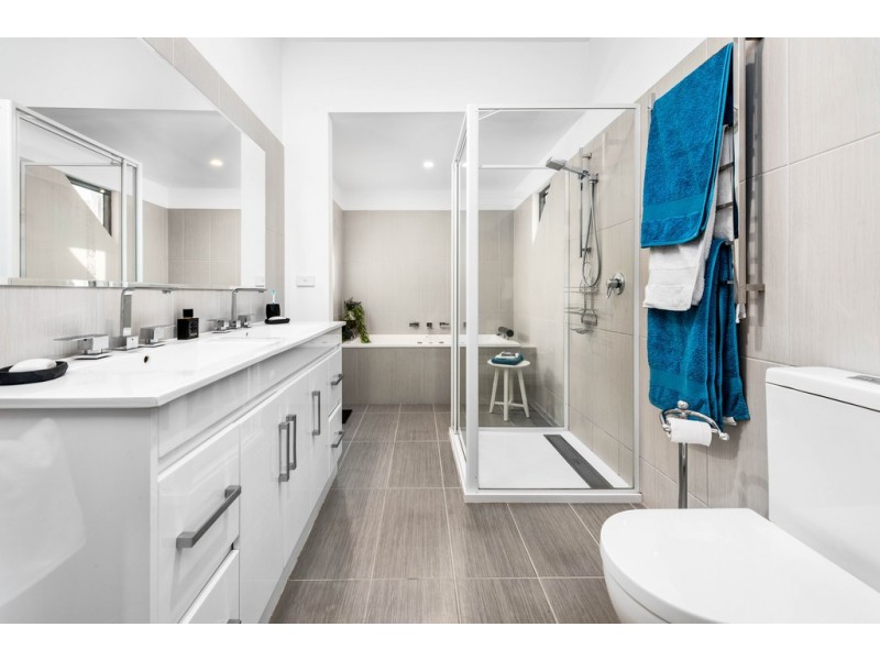 1 Gum Grove, Bundoora VIC 3083