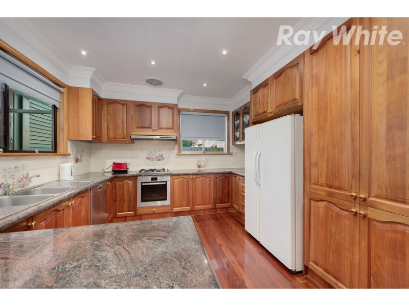 5 Wimmera Avenue, Reservoir VIC 3073