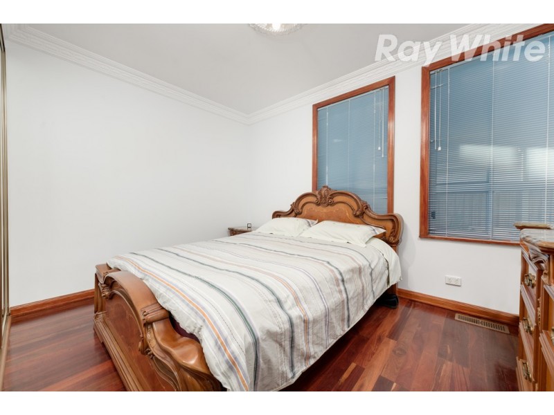 5 Wimmera Avenue, Reservoir VIC 3073