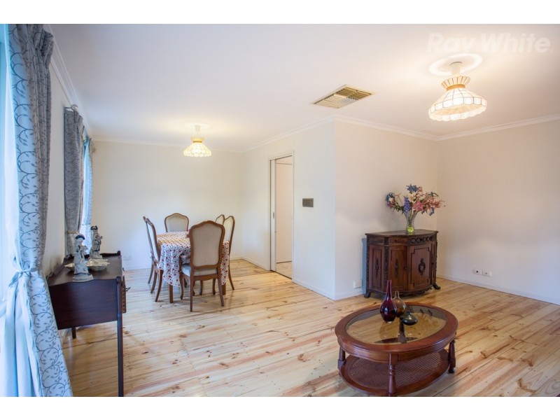 143 Yallambie Road, Macleod VIC 3085