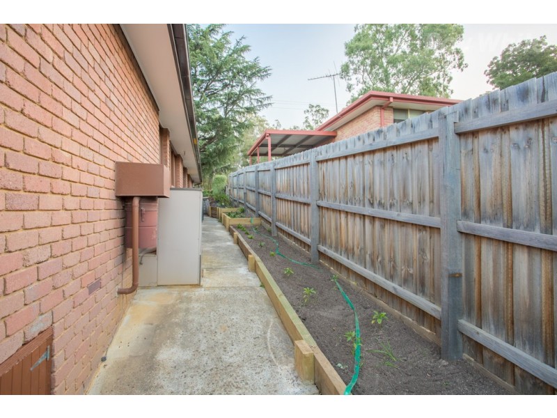 143 Yallambie Road, Macleod VIC 3085