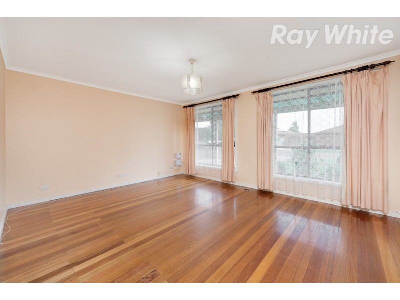 122 Redleap Avenue, Mill Park VIC 3082