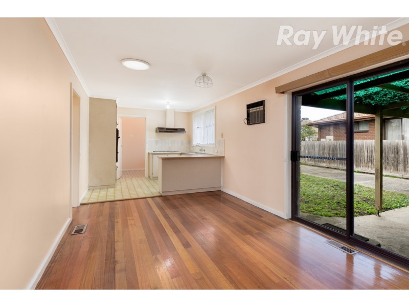 122 Redleap Avenue, Mill Park VIC 3082