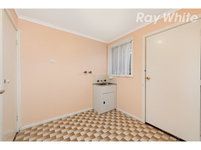 122 Redleap Avenue, Mill Park VIC 3082