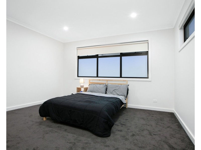 2 and 3/5 Miranda Road, Reservoir VIC 3073