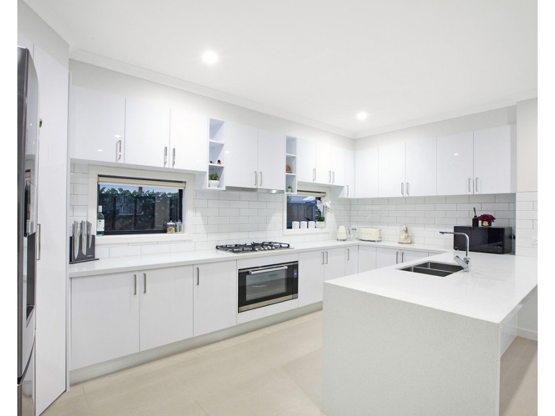 1/5 Miranda Road, Reservoir VIC 3073