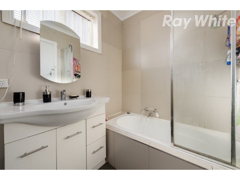 19 Maple Grove, Bundoora VIC 3083