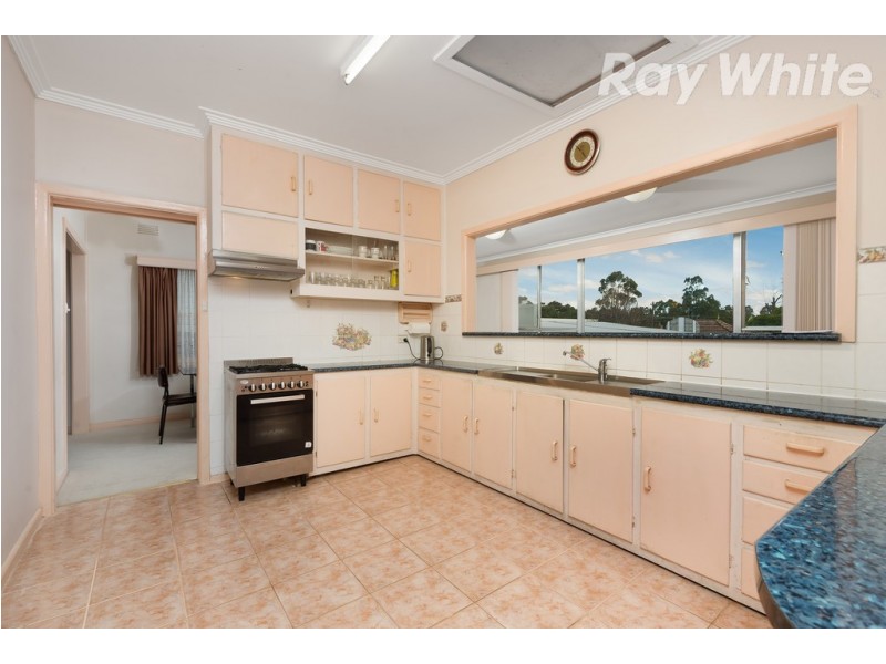 9 Keats Avenue, Kingsbury VIC 3083