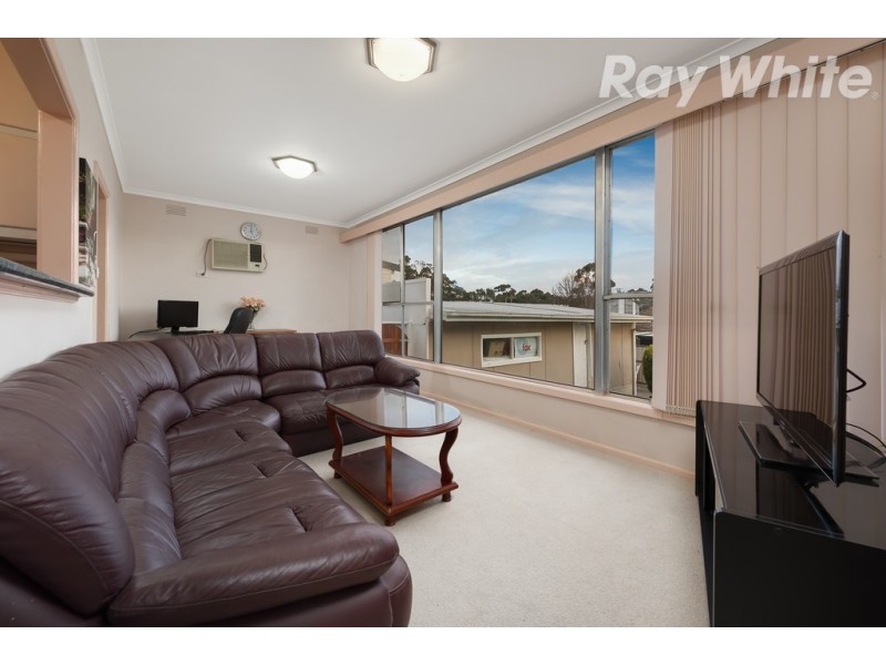 9 Keats Avenue, Kingsbury VIC 3083
