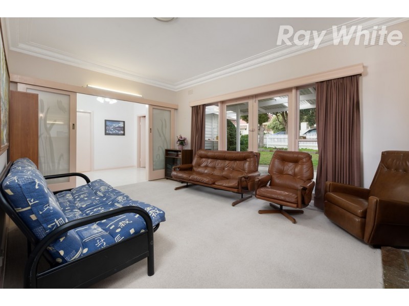 9 Keats Avenue, Kingsbury VIC 3083