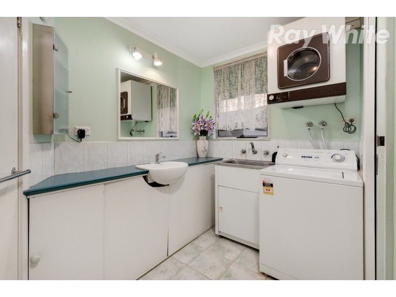 9 Keats Avenue, Kingsbury VIC 3083