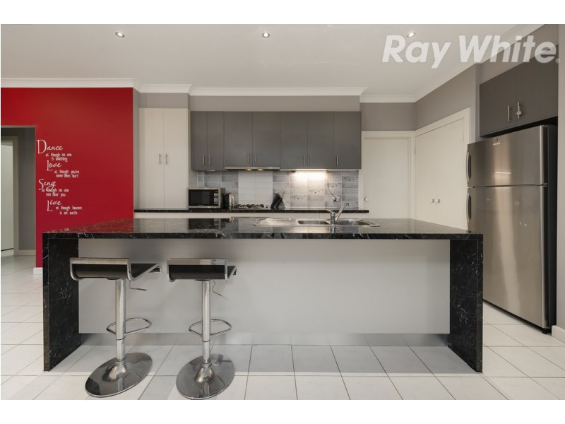 12 Broxburn Walk, Epping VIC 3076