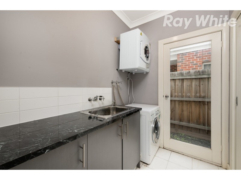 12 Broxburn Walk, Epping VIC 3076