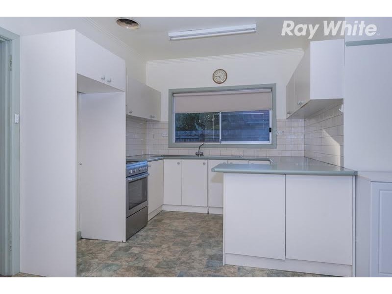 27 Harmer Street, Reservoir VIC 3073