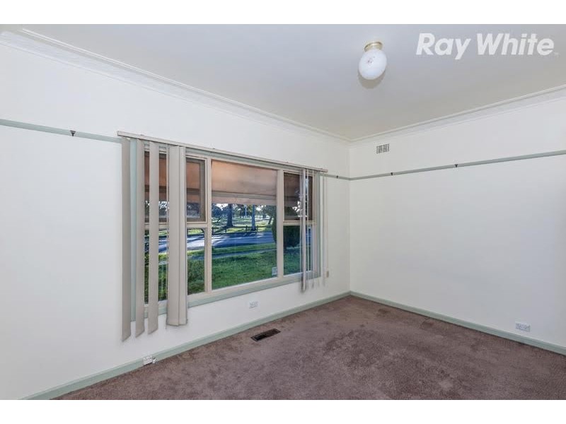 27 Harmer Street, Reservoir VIC 3073