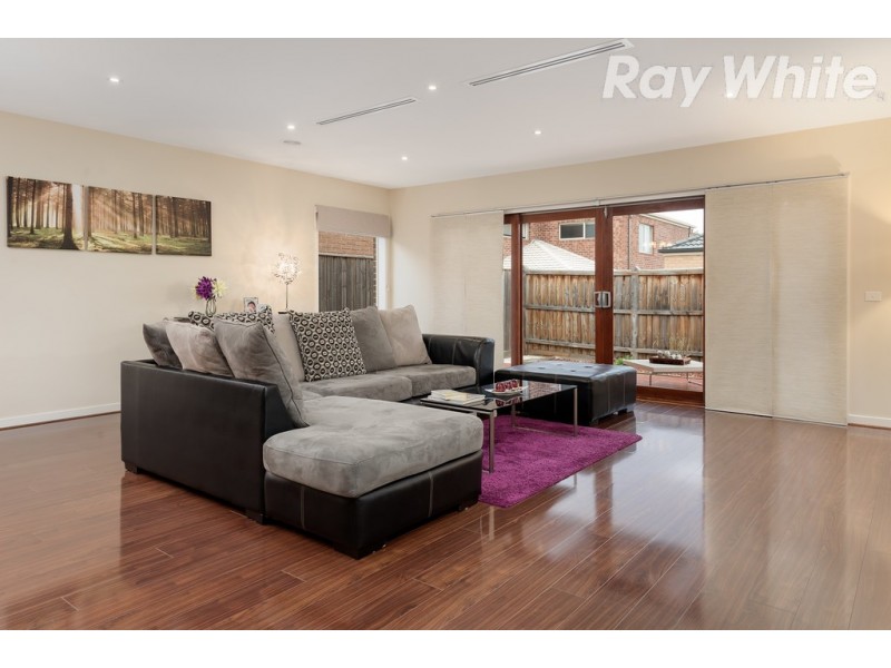 12 Serendip Avenue, South Morang VIC 3752