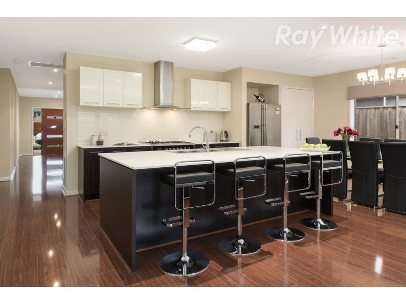 12 Serendip Avenue, South Morang VIC 3752