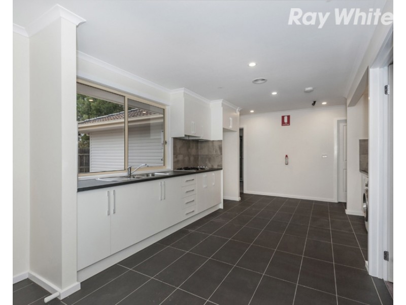13 Norris Crescent, Bundoora VIC 3083