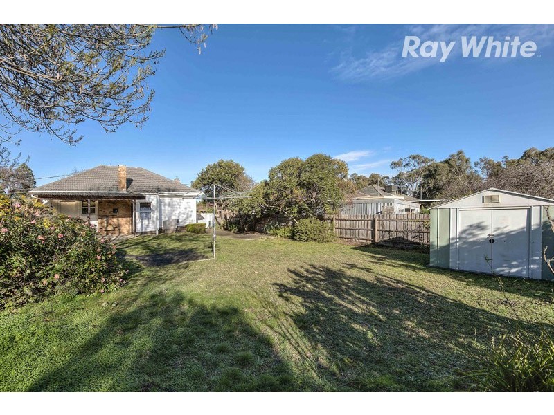 4 Ananda Court, Watsonia VIC 3087