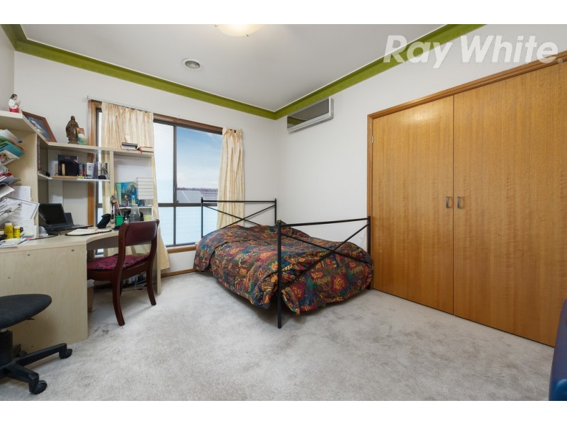 24 Dakota Drive, Thomastown VIC 3074