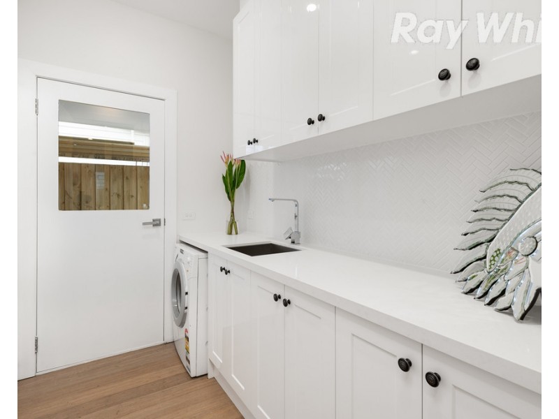 39 Leamington Street, Reservoir VIC 3073