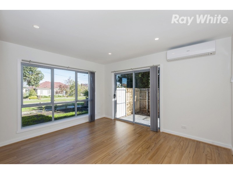 1/8 O’Connell Street, Kingsbury VIC 3083