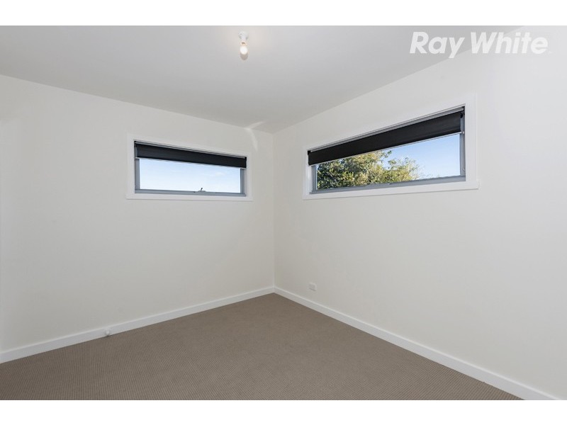 1/8 O’Connell Street, Kingsbury VIC 3083