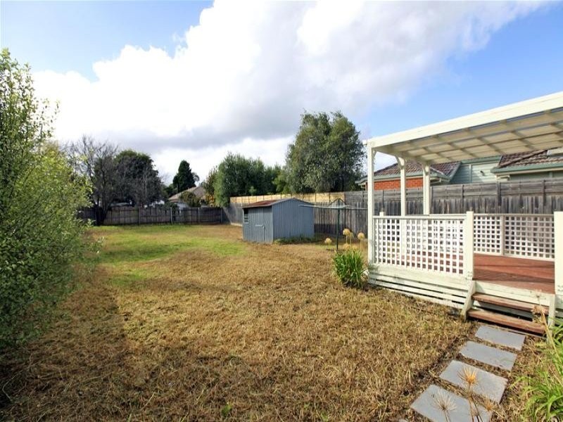 36 Clunes Street, Kingsbury VIC 3083