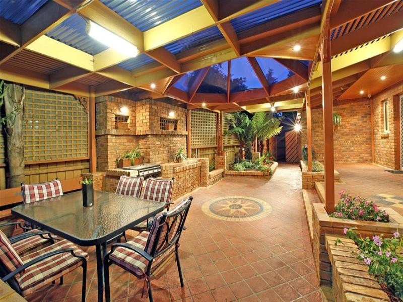 1 Charlotte Road, Mill Park VIC 3082