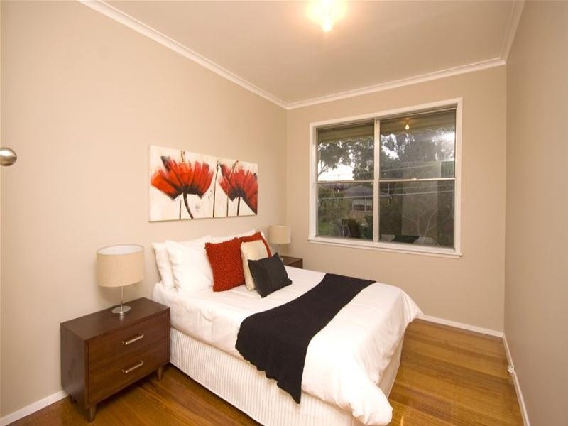 18 Gabonia Avenue, Watsonia VIC 3087