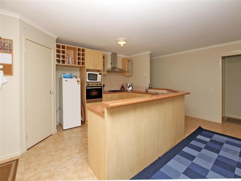 2 William Hovell Pass, Craigieburn VIC 3064