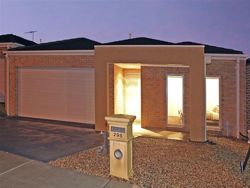 298 The Lakes Boulevard, South Morang VIC 3752