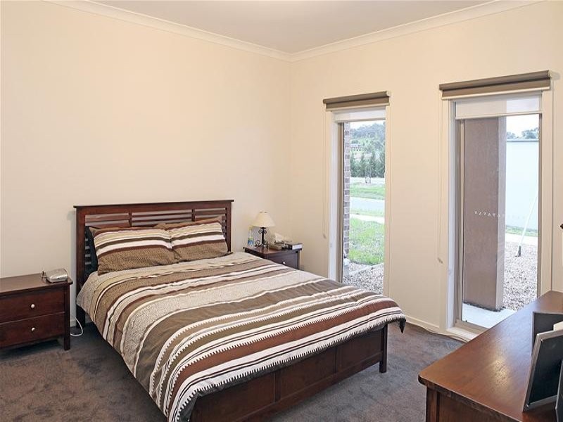 298 The Lakes Boulevard, South Morang VIC 3752