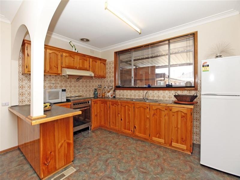 40 Elizabeth Drive, Lalor VIC 3075