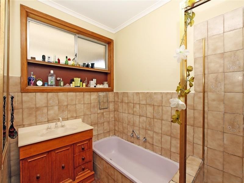 40 Elizabeth Drive, Lalor VIC 3075