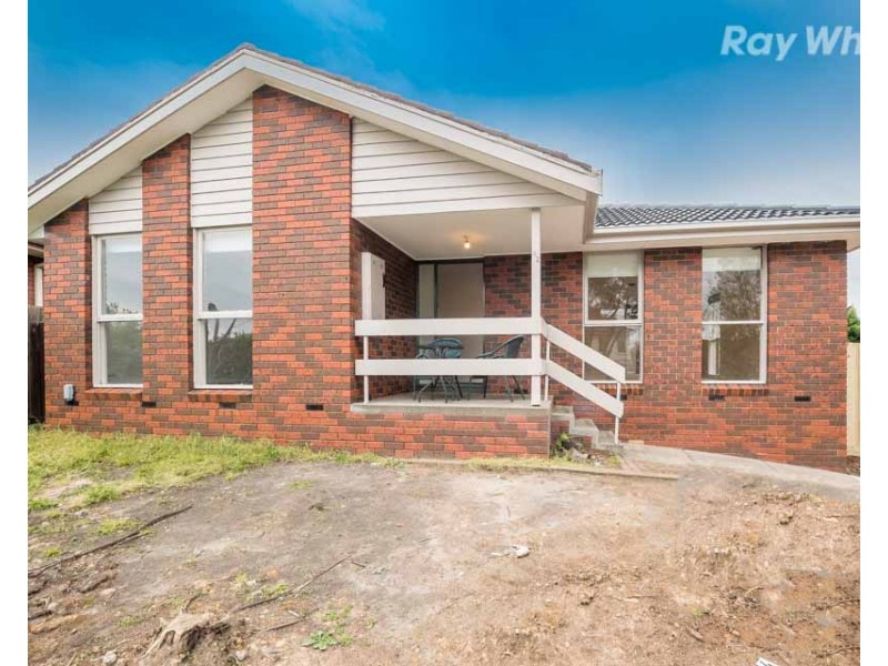 42 Blackman Avenue, Mill Park VIC 3082