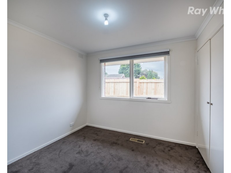 42 Blackman Avenue, Mill Park VIC 3082
