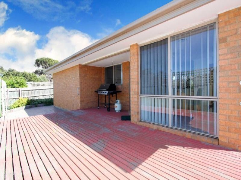 2/25 McLeans Road, Bundoora VIC 3083