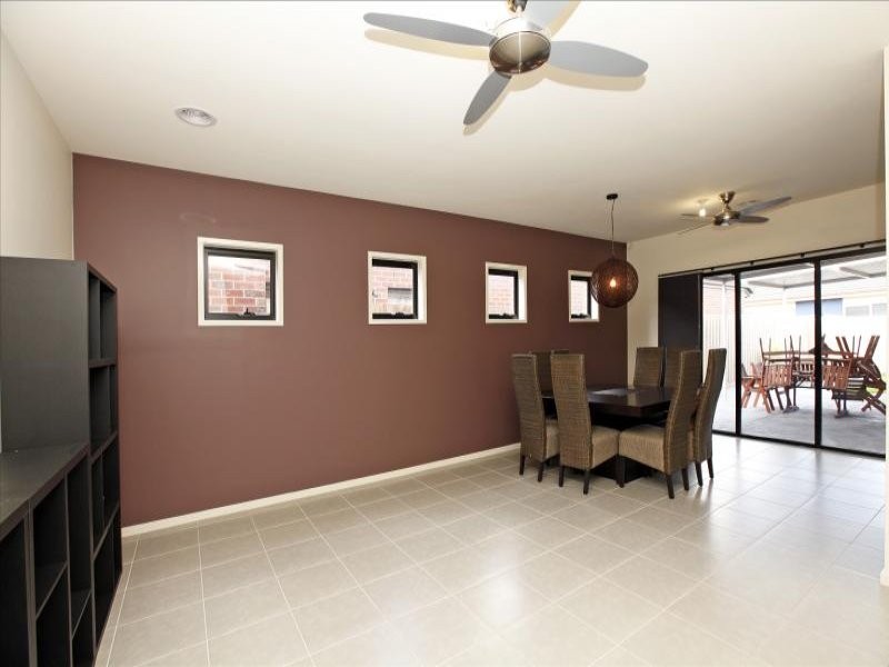 21 Whitelight Avenue, Epping VIC 3076