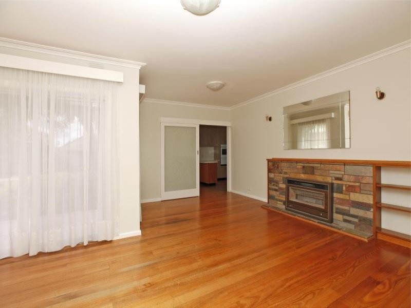 42 Jacqueline Road, Bundoora VIC 3083